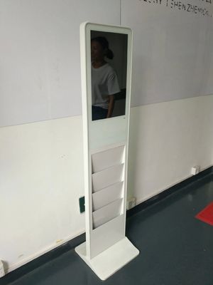 Wolnostojący cyfrowy kiosk reklamowy 21,5-65 cali 1920x1080 rozdzielczość