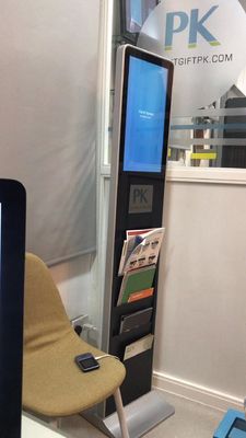 Wolnostojący cyfrowy kiosk reklamowy 21,5-65 cali 1920x1080 rozdzielczość