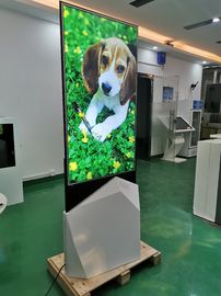 55-calowy wewnętrzny stojak podłogowy QLED Ultracienki ruchomy monitor plakatowy z cyfrowym oznakowaniem Android Dwustronny ekran LCD Kiosk