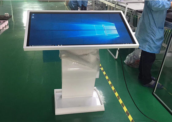 Kiosk Digital Signage 32-calowy 450nitów rozdzielczość 4k Totem z kioskiem komputerowym z ekranem dotykowym